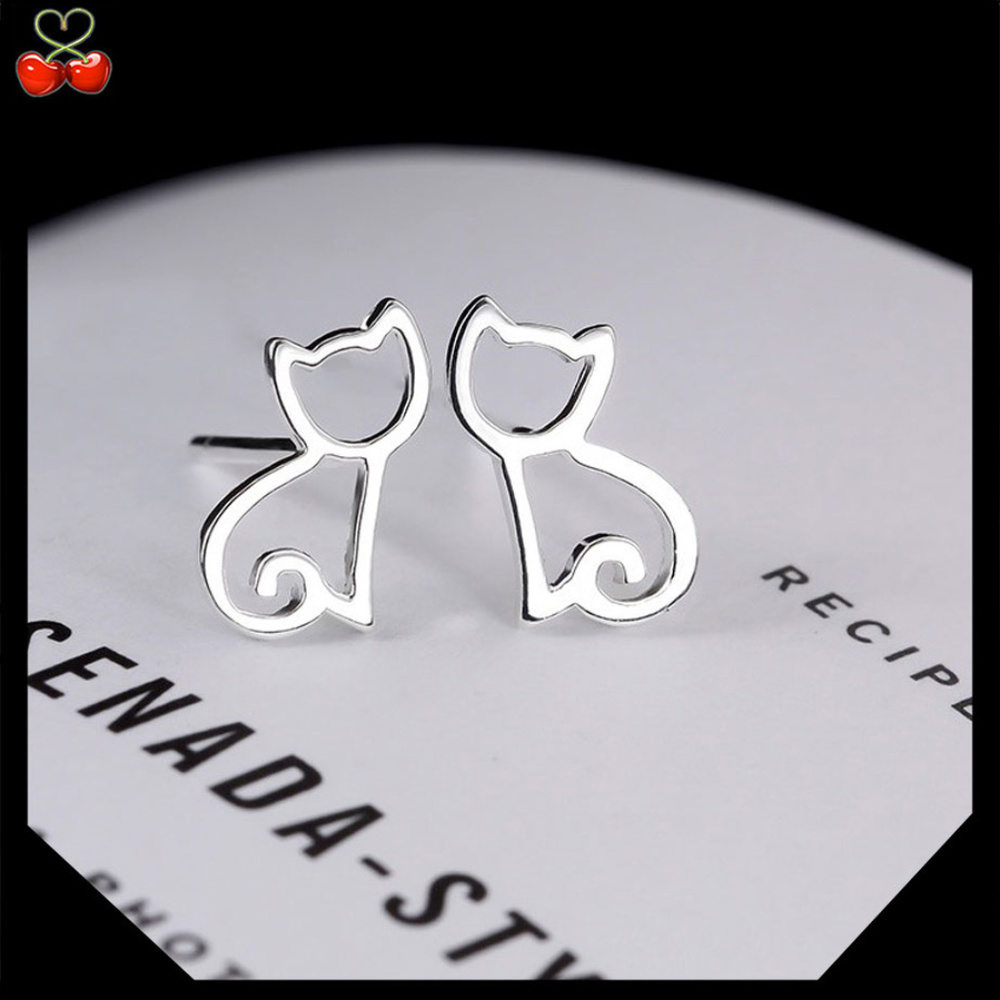 🍒 925SS Kitty Cat Stud 🐱 Earrings